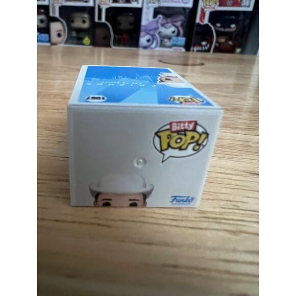 HYPER RARE CHASE BITTY Joey Tribbiani Cowboy Friends 1" Funko Pop #1067 TV Show - Picture 5 of 6